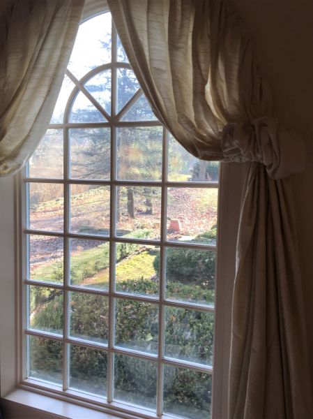Elliptical Window Replacement in Royse City